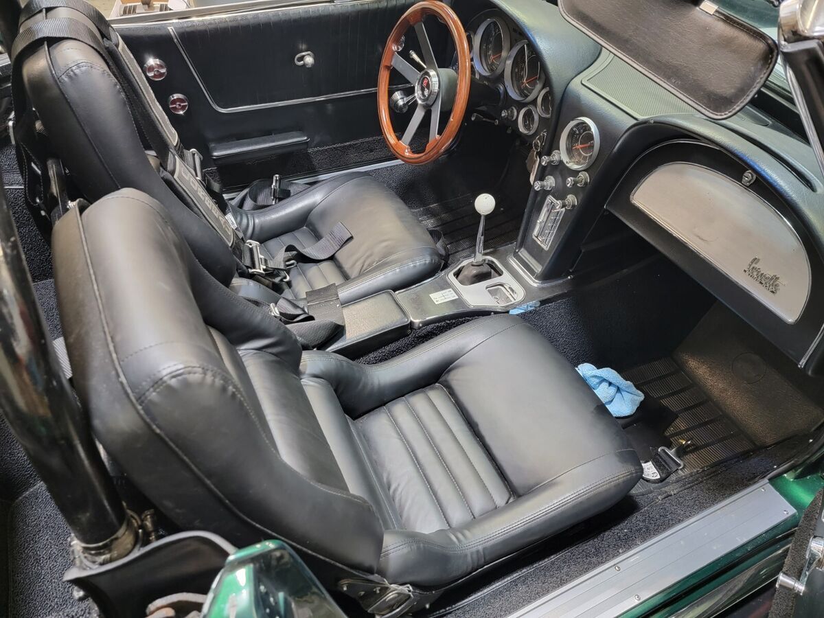 1966 Chevrolet Corvette - photo 8