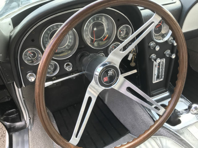 1964 Chevrolet Corvette 365 HP COUPE - photo 11