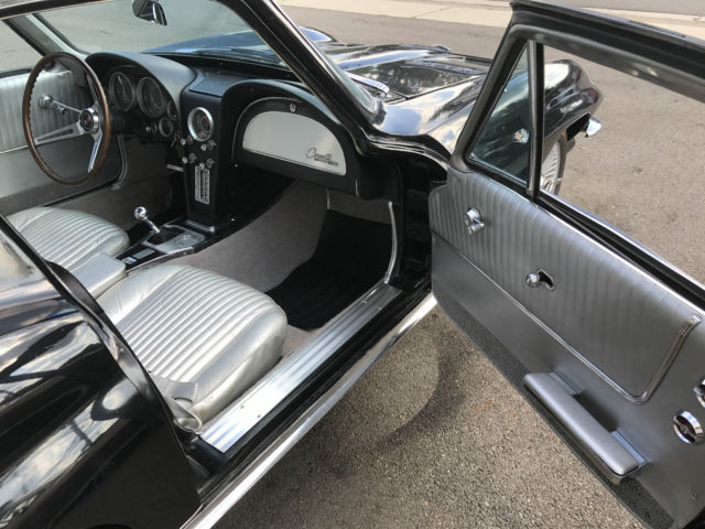 1964 Chevrolet Corvette 365 HP COUPE - photo 9