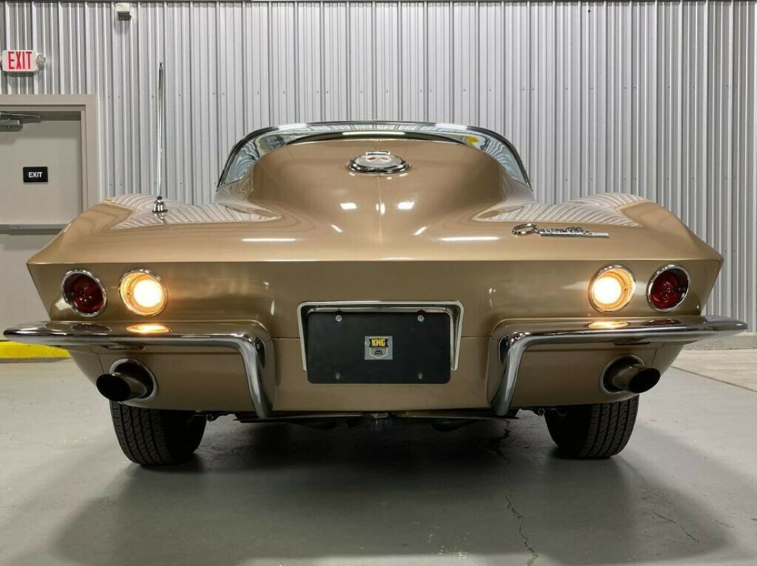 1964 Chevrolet Corvette - photo 11