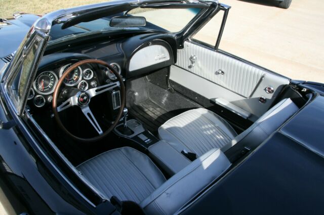 1964 Chevrolet Corvette RESTORED - photo 11