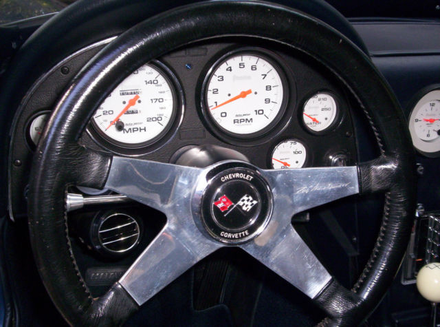 1964 Chevrolet Corvette STING RAY COUPE 837 - photo 11