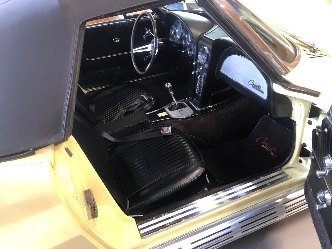 1964 Chevrolet Corvette - photo 2