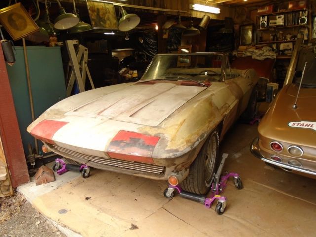 1964 Chevrolet Corvette Roadster - photo 2