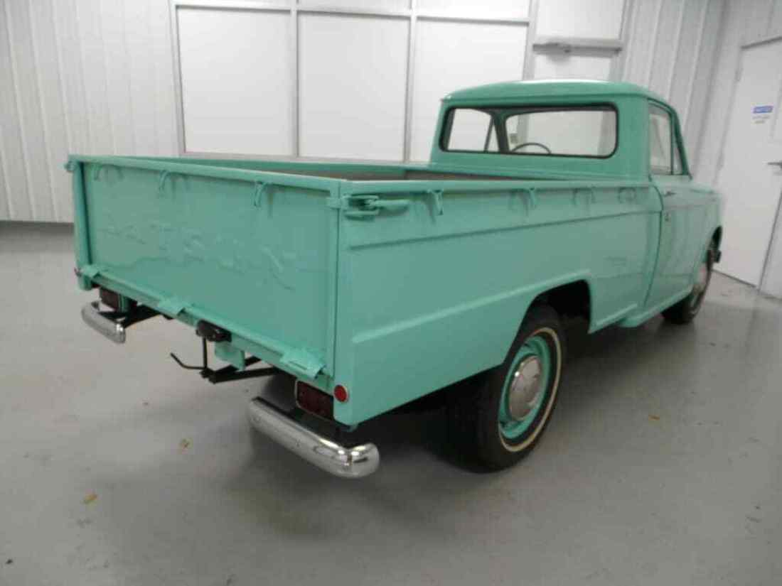 1964 Datsun 320 - photo 9