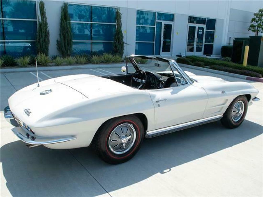 1964 Chevrolet Corvette Convertible - photo 9