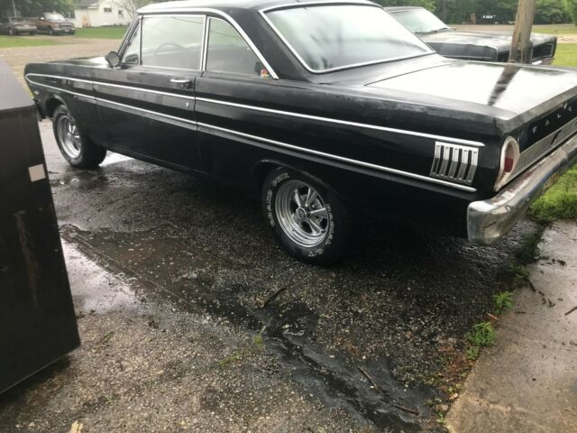 1964 FALCON FUTURA RAVEN BLACK V-8 FACTORY 4 SPEED CAR Mustang fastback 1964 Ford Falcon BLACK