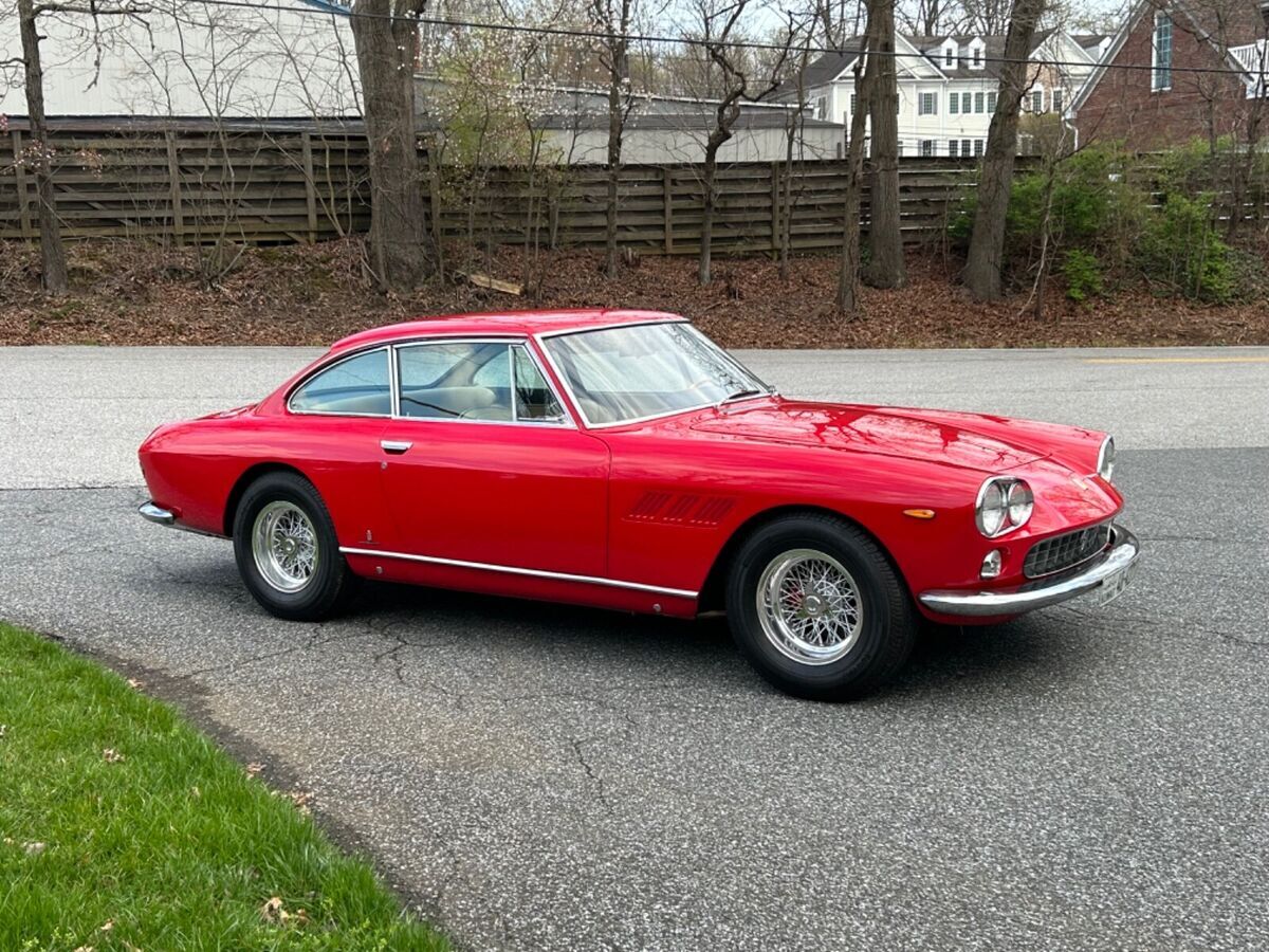 1964 Ferrari 330 GT - photo 2