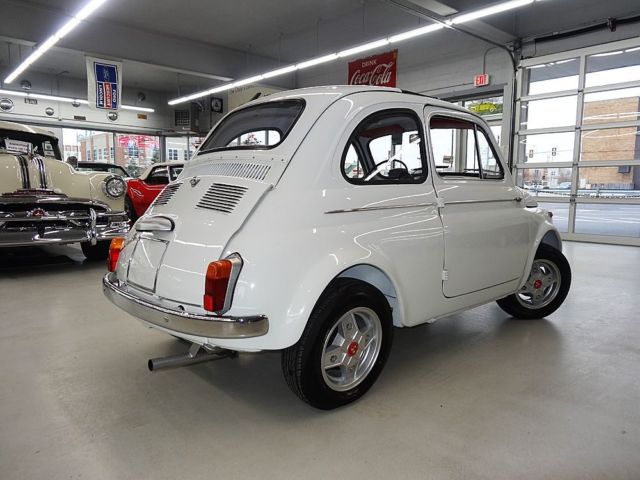 1964 Fiat 500D Fully Restored Folding Roof Runs Great Red & White Vinyl - photo 2