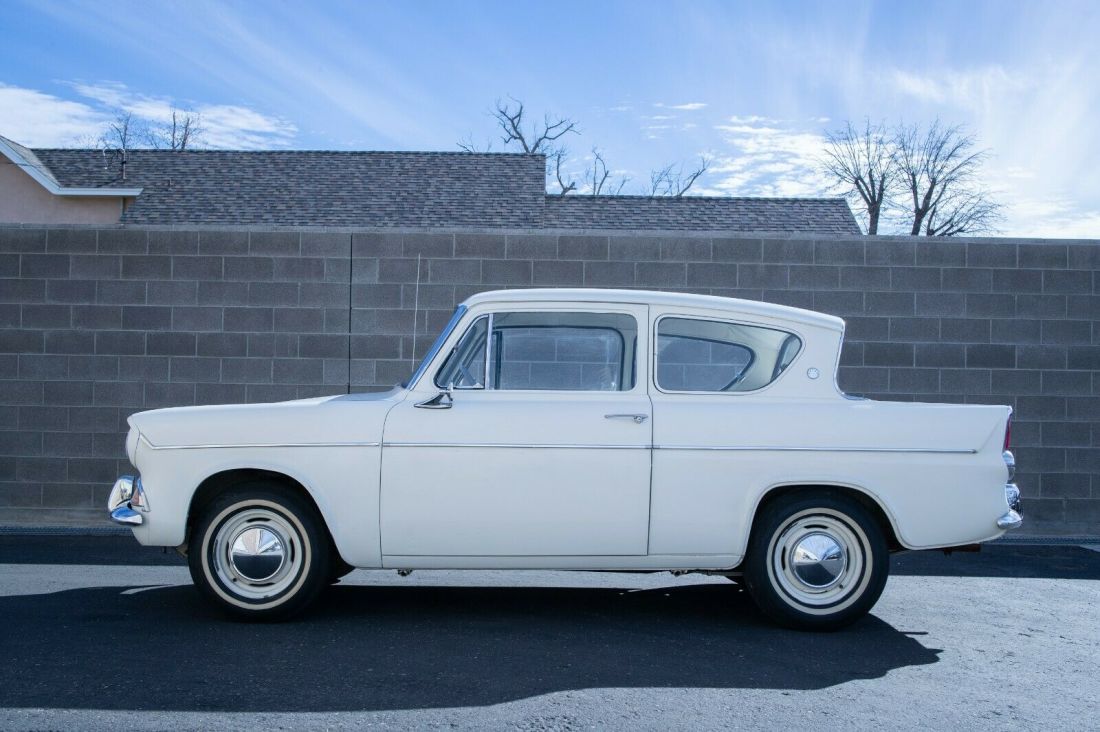 1964 Ford Anglia - photo 5