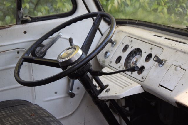 1964 Ford E-Series Van Cargo - photo 9
