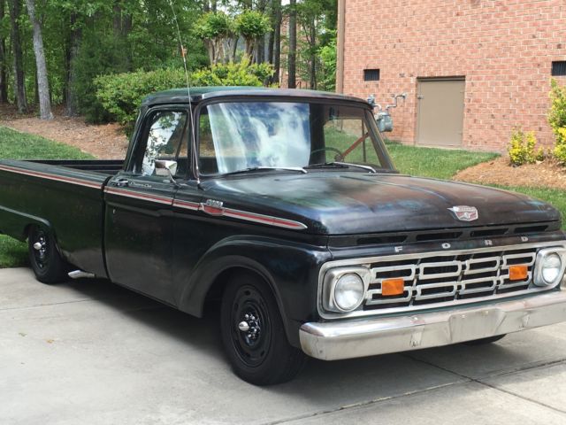 1964 Ford F-100 Crown Vic Suspension 302 SBF V8 T5 5-Speed Hot Rod Shop Truck 1964 Ford F-100 Custom Cab
