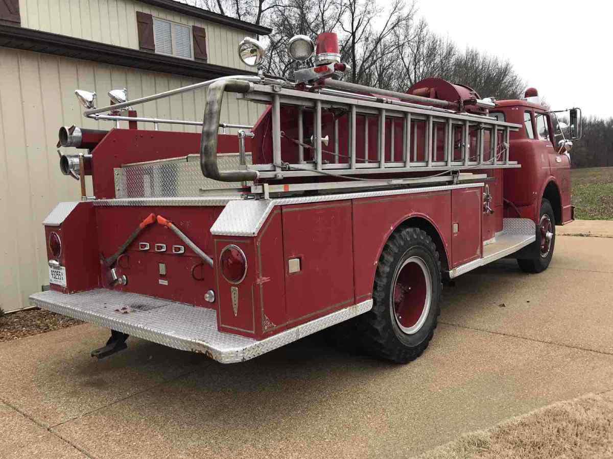 1964 Ford F850 Fire truck - photo 9