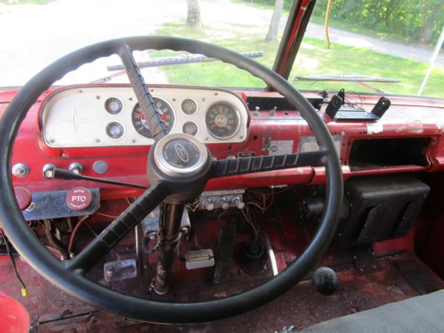 1964 Ford F950 - photo 7