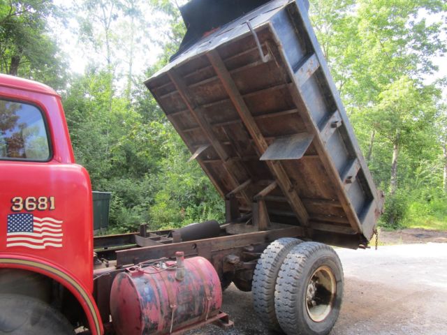 1964 Ford F950 - photo 8