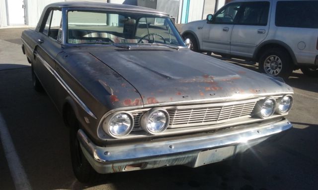 1964 Ford Fairlane 500 - photo 2