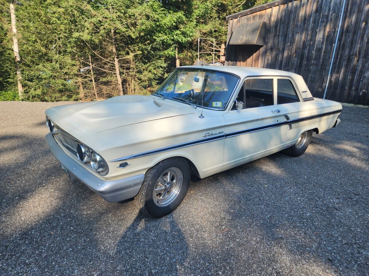 1964 Ford Fairlane - photo 2