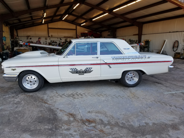 1964 Ford Fairlane - photo 2
