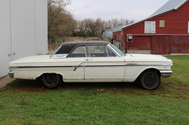 1964 Ford Fairlane 500 - photo 2