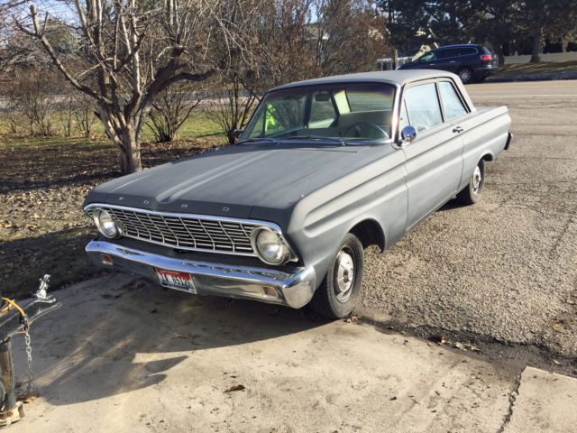 1964 Ford Falcon - Perfect for restoration 1964 Ford Falcon hardtop