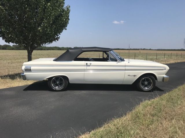 1964 Ford Falcon Sprint 260 V8 4 speed convertible nice clean - photo 12