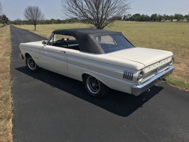 1964 Ford Falcon Sprint 260 V8 4 speed convertible nice clean - photo 4