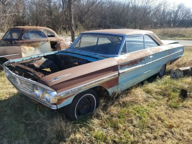 1964 Ford Galaxie 2 door hard top/ 500