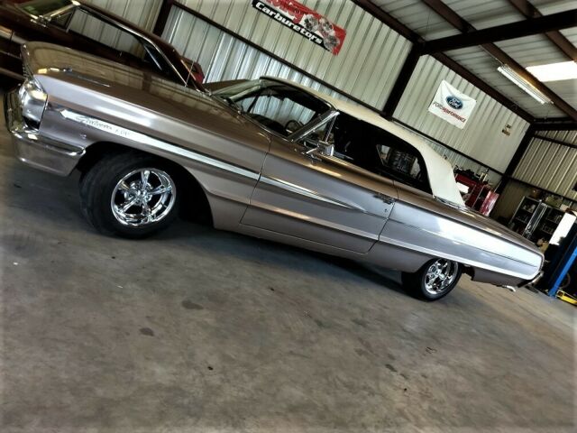 1964 Ford Galaxie 500 - photo 2