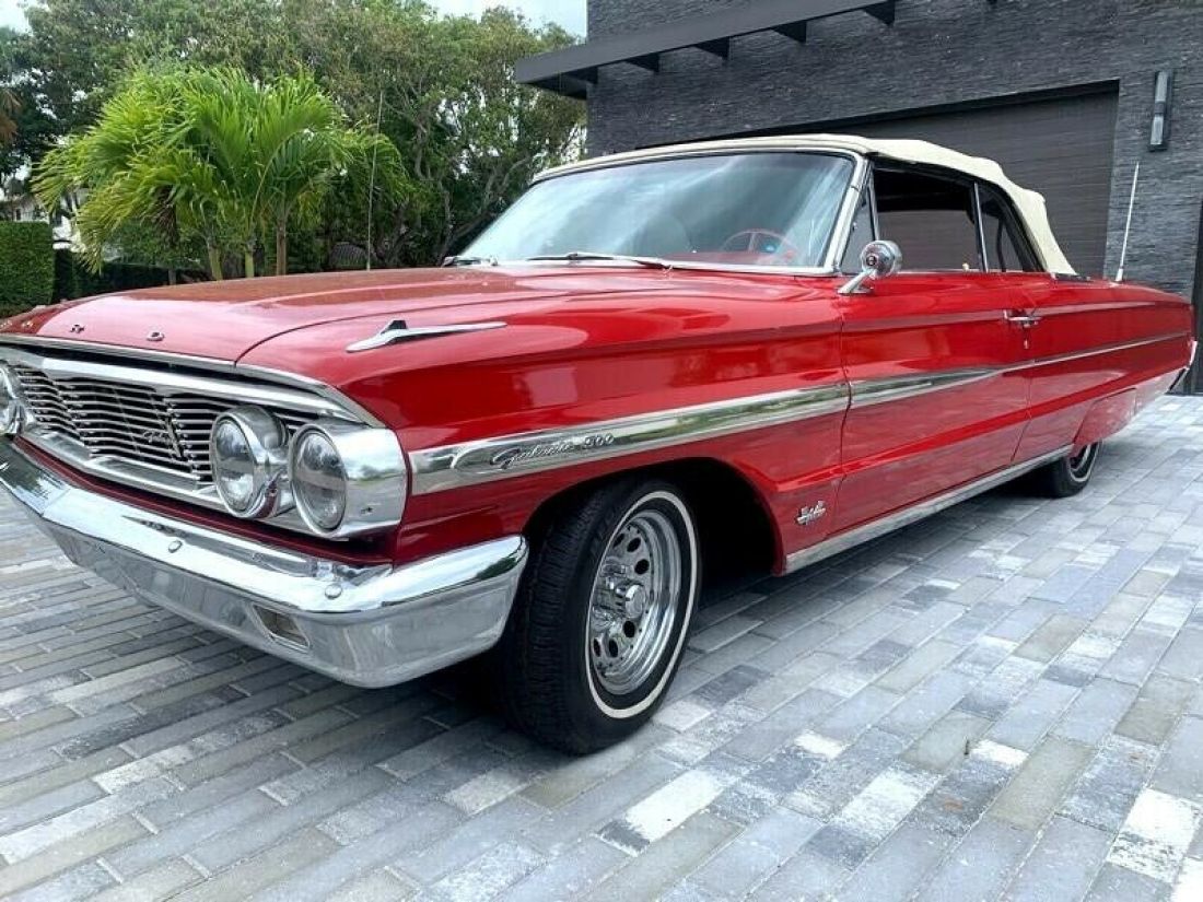 1964 Ford Galaxie convertible - photo 2