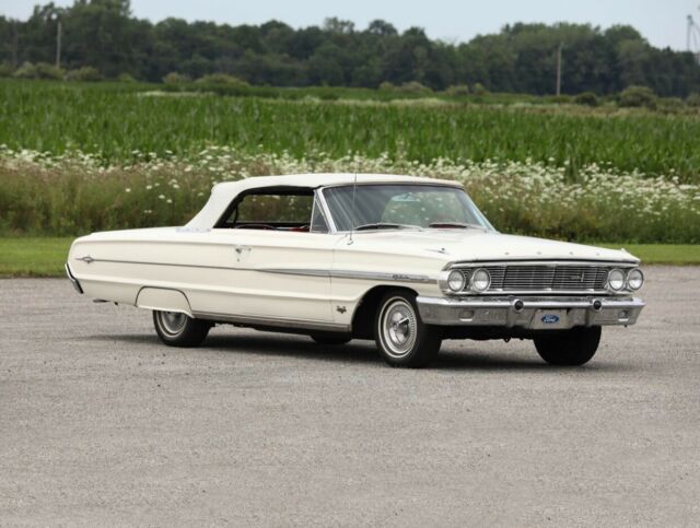 1964 Ford Galaxie 500 XL Convertible - photo 3