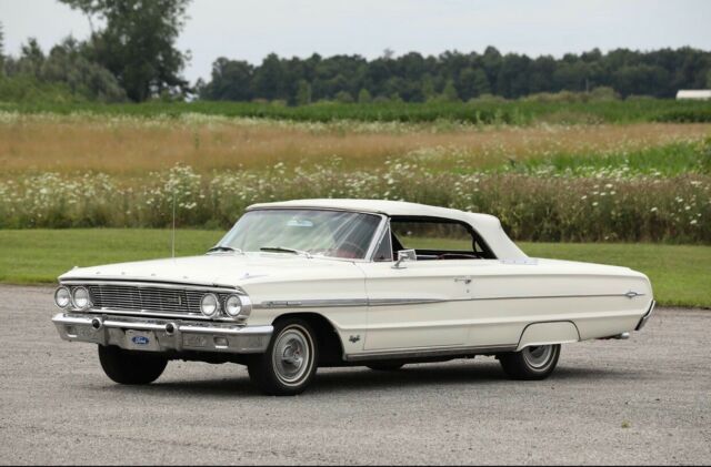 1964 Ford Galaxie 500 XL Convertible - photo 4