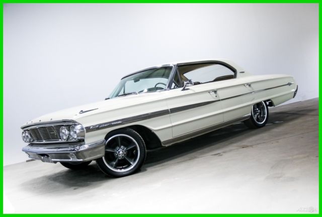 1964 Ford Galaxie 500XL Fastback Sedan JUST RESTORED 302ci V8 New Paint & Wheels 1964 Ford Galaxie