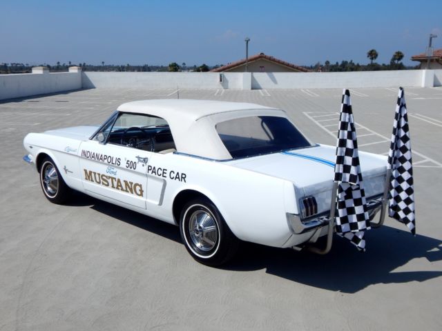 1964 Ford Mustang Convertible - Indianapolis 500 Pace Car Replica - photo 4