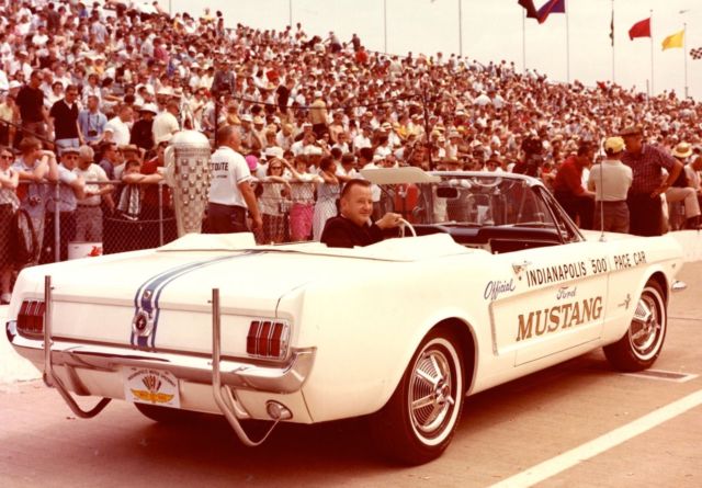 1964 Ford Mustang Convertible - Indianapolis 500 Pace Car Replica - photo 7