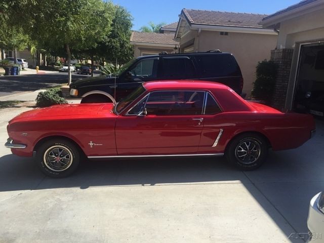 1964 Ford Mustang - photo 2