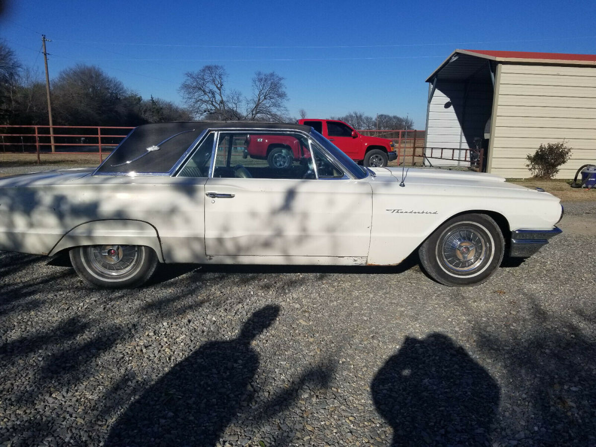 1964 Ford T Bird 1964 Ford Thunderbird leather Gold