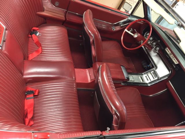 1964 Ford Thunderbird - photo 2