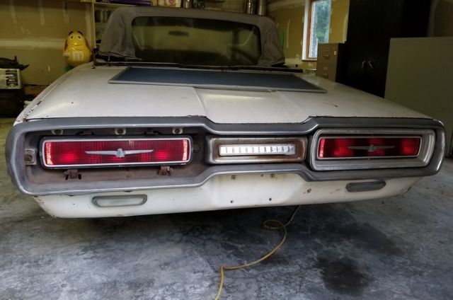 1964 Ford Thunderbird Convertable, Runs - Extra Parts - photo 3