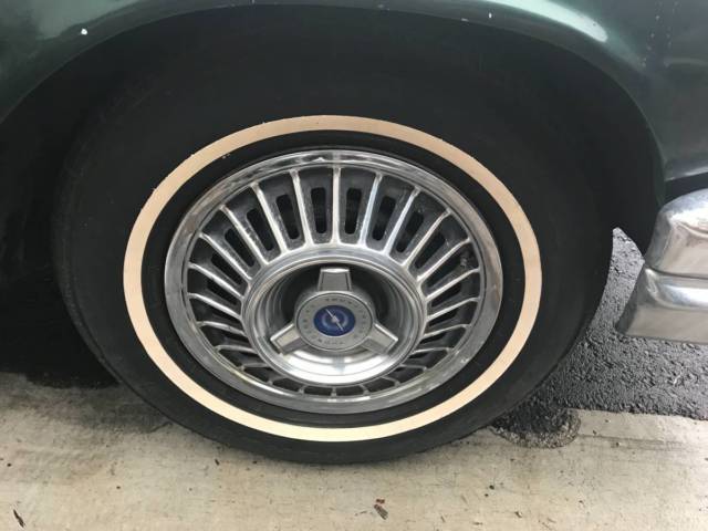 1964 Ford Thunderbird 2 door hardtop - photo 12