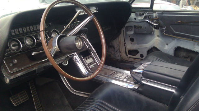 1964 Ford Thunderbird - photo 2