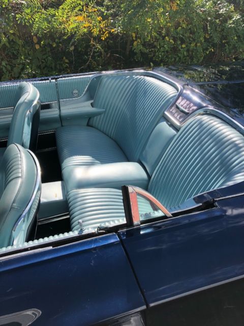 1964 Ford Thunderbird Convertible - photo 12