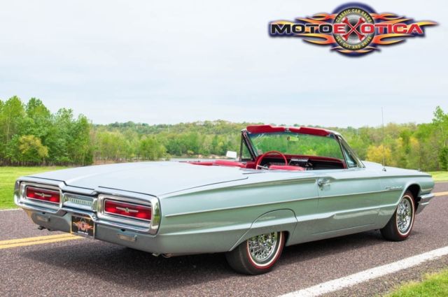 1964 Ford Thunderbird Convertible - photo 6