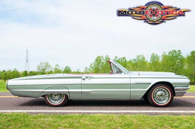 1964 Ford Thunderbird Convertible - photo 8