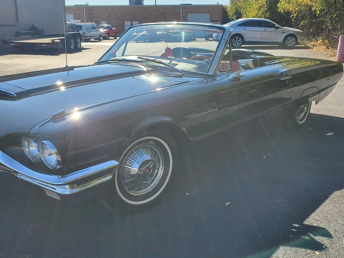 1964 Ford Thunderbird - photo 3