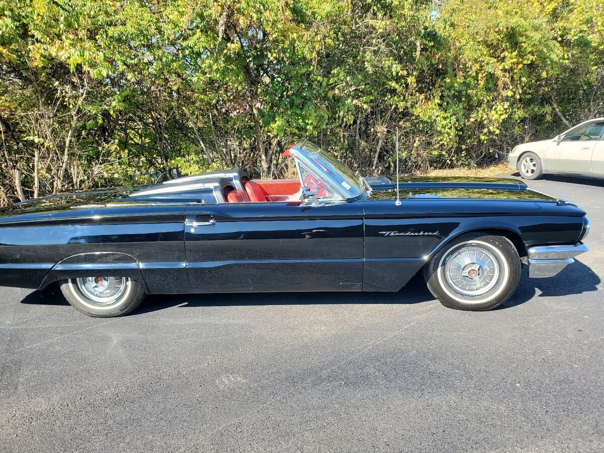 1964 Ford Thunderbird - photo 6