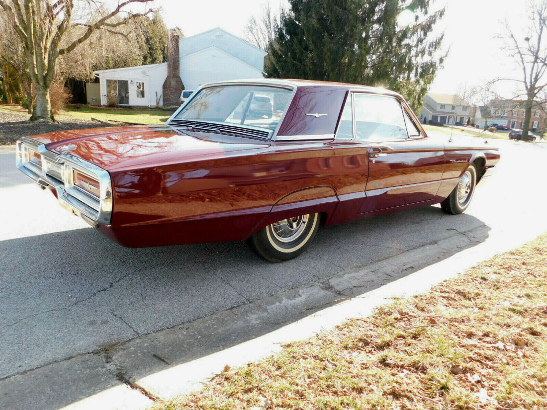 1964 Ford Thunderbird HARDTOP ORIGINAL MILES - photo 6