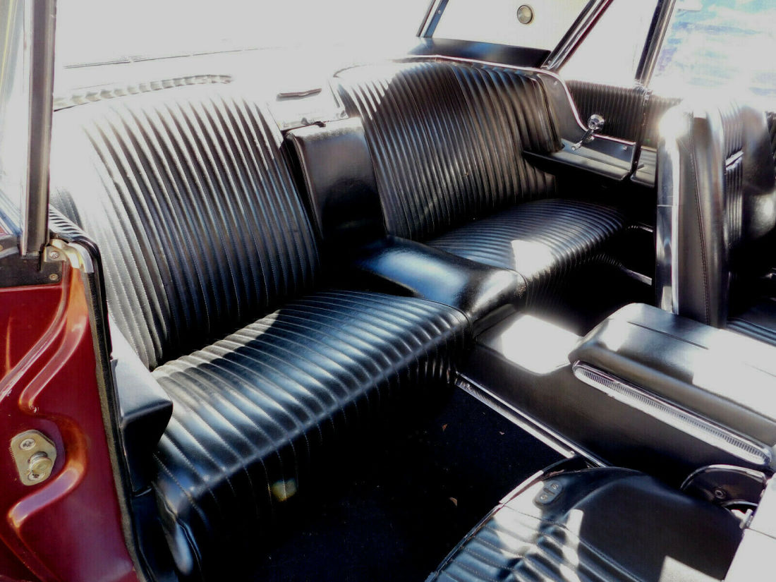 1964 Ford Thunderbird HARDTOP ORIGINAL MILES - photo 8