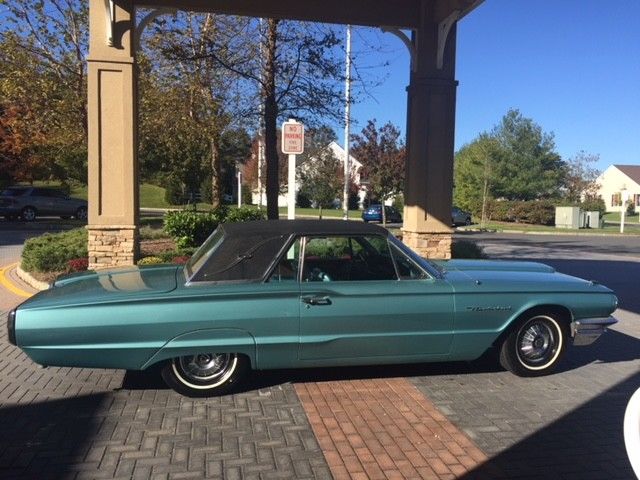 1964 FORD THUNDERBIRD... LOOKS AND RUNS EXCELLENT VERY CLEAN 1964 Ford Thunderbird LANDAU COUPE
