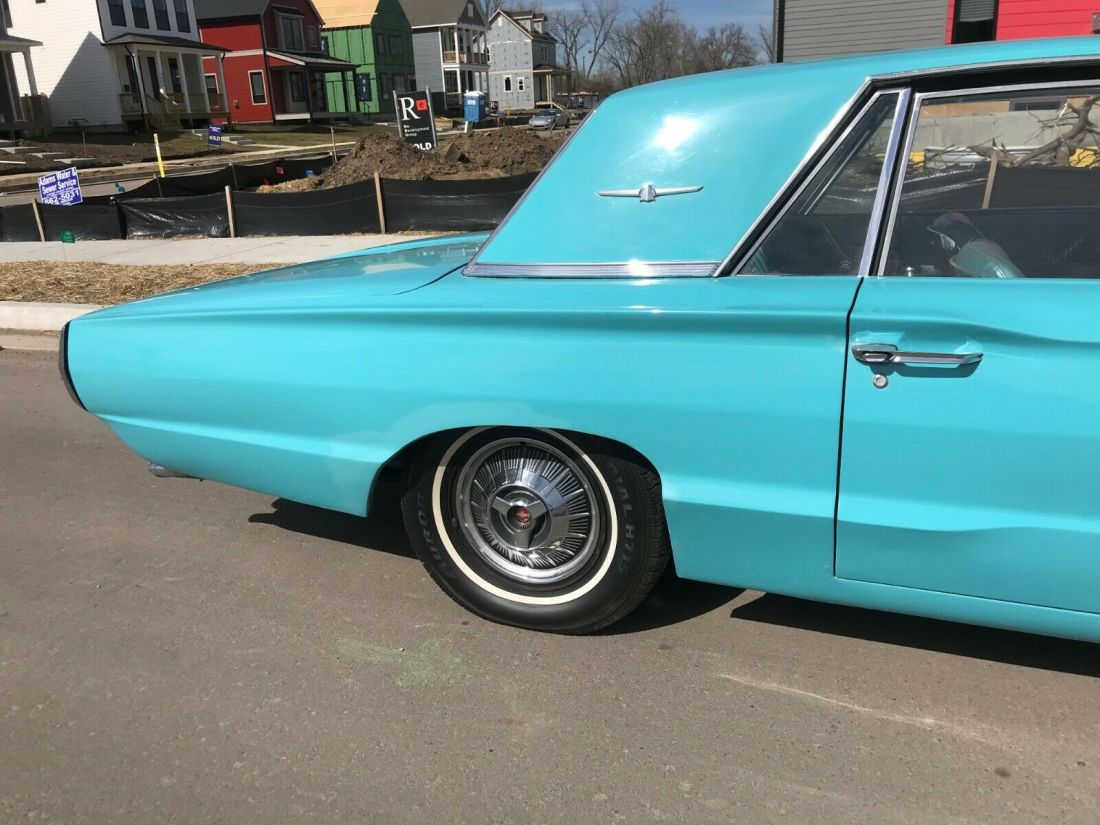 1964 Ford Thunderbird - photo 3