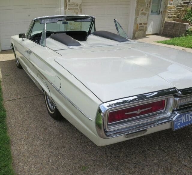 1964 Ford Thunderbird - photo 3
